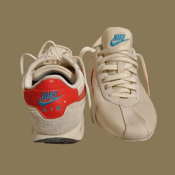 Shoes - Picture 3 of 3